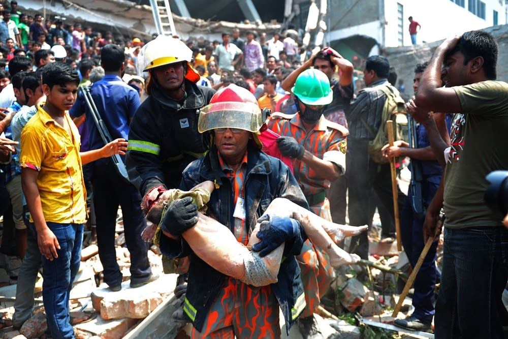 BANGLADESH-BUILDING-COLLAPSE