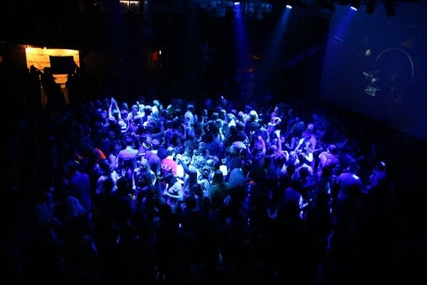 Nearly 1,200 Star Wars fans at First Avenue