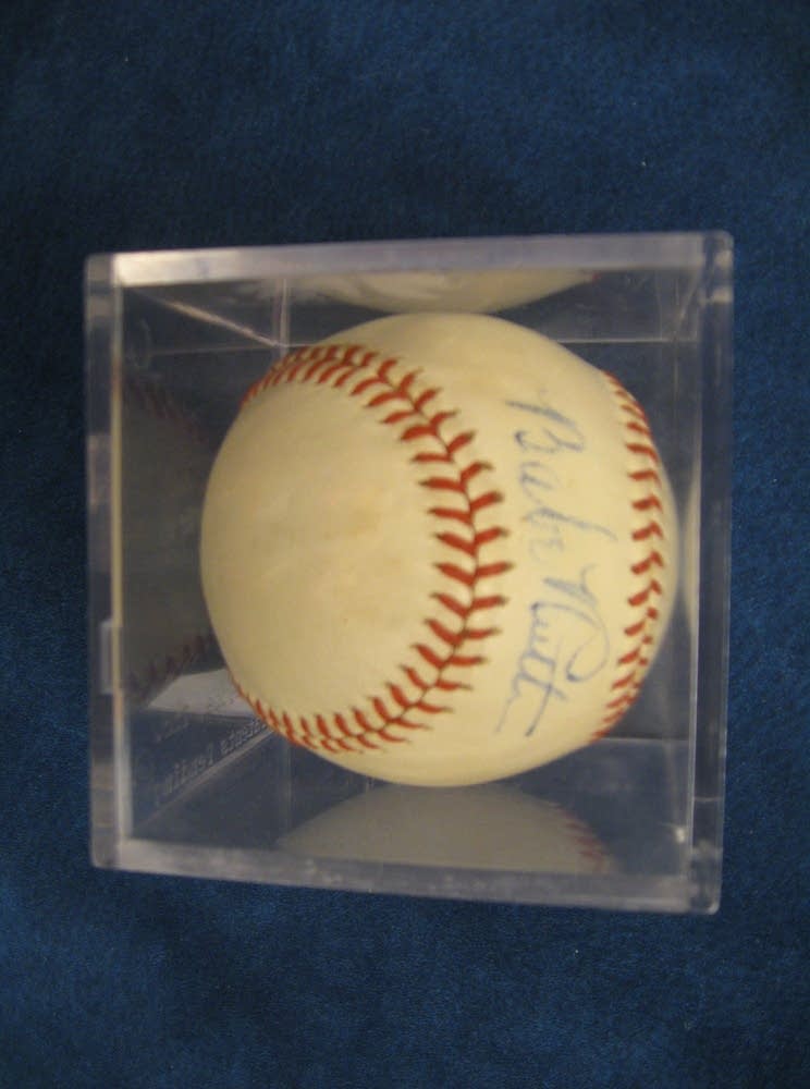 Baseball signed by Babe Ruth