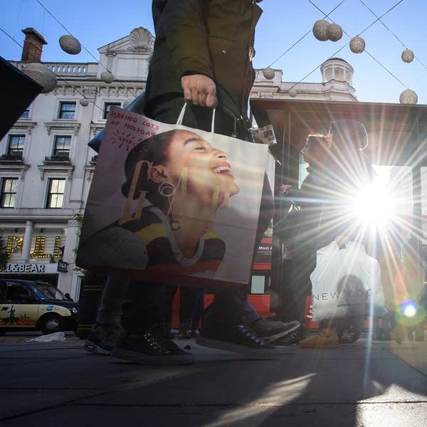 A shopping fast for the soul (and the wallet)