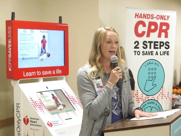 A new approach to saving lives: Kiosk teaches hands-only form of CPR