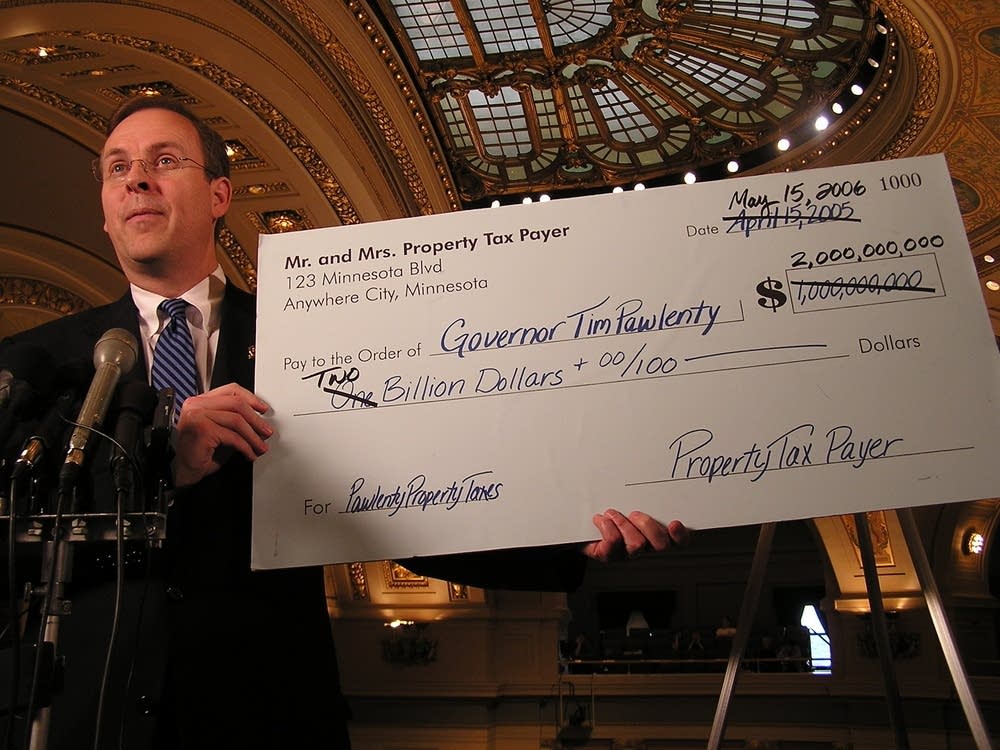 Entenza's check