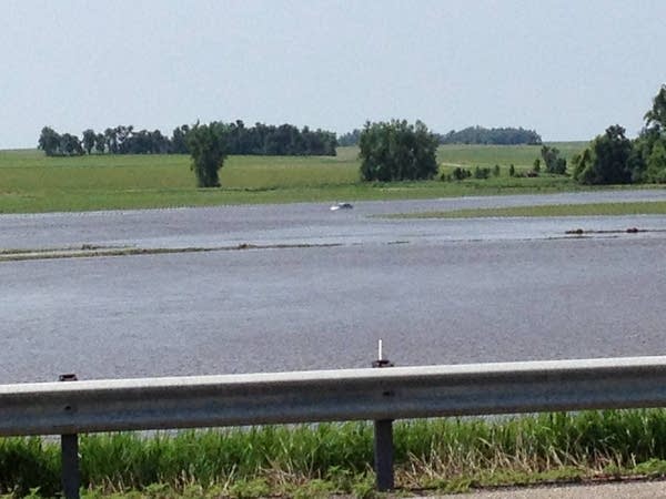 I90_flood