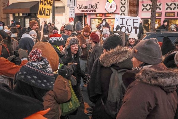 Trump, unbowed by backlash to Minneapolis shooting, blames Democrats for 'chaos'