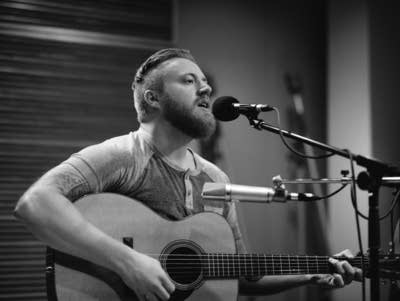 Wes Kirkpatrick performs on Radio Heartland.