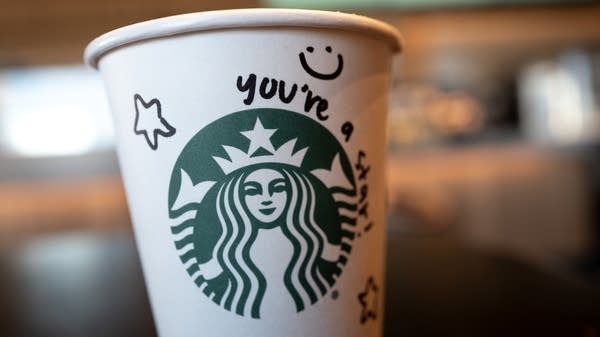 Flat pay raises are a sign o' the times