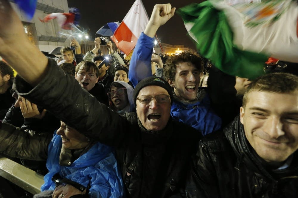 Crowds cheer
