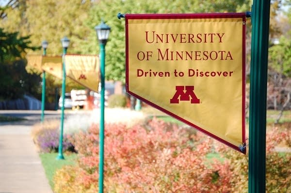 Professors urge U of M to postpone grad school restructuring