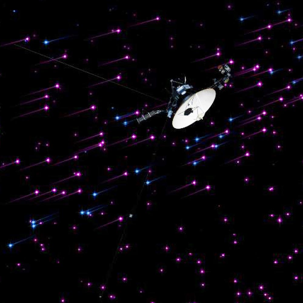 549b26-20121203-voyager-1.jpg