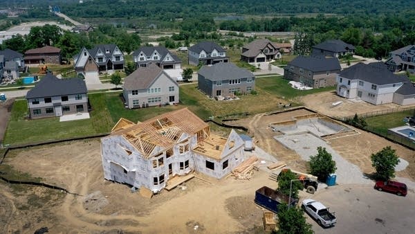 New home construction plummets