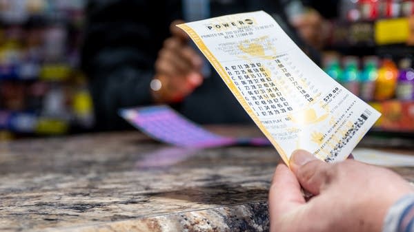 Big wins for businesses that sell lotto tickets