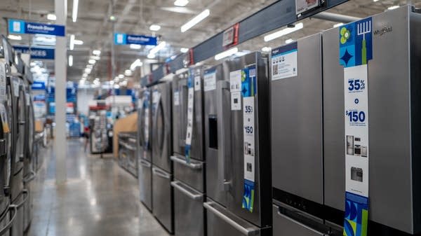 Whirlpool net sales ticked up 1% in the third quarter of 2025.