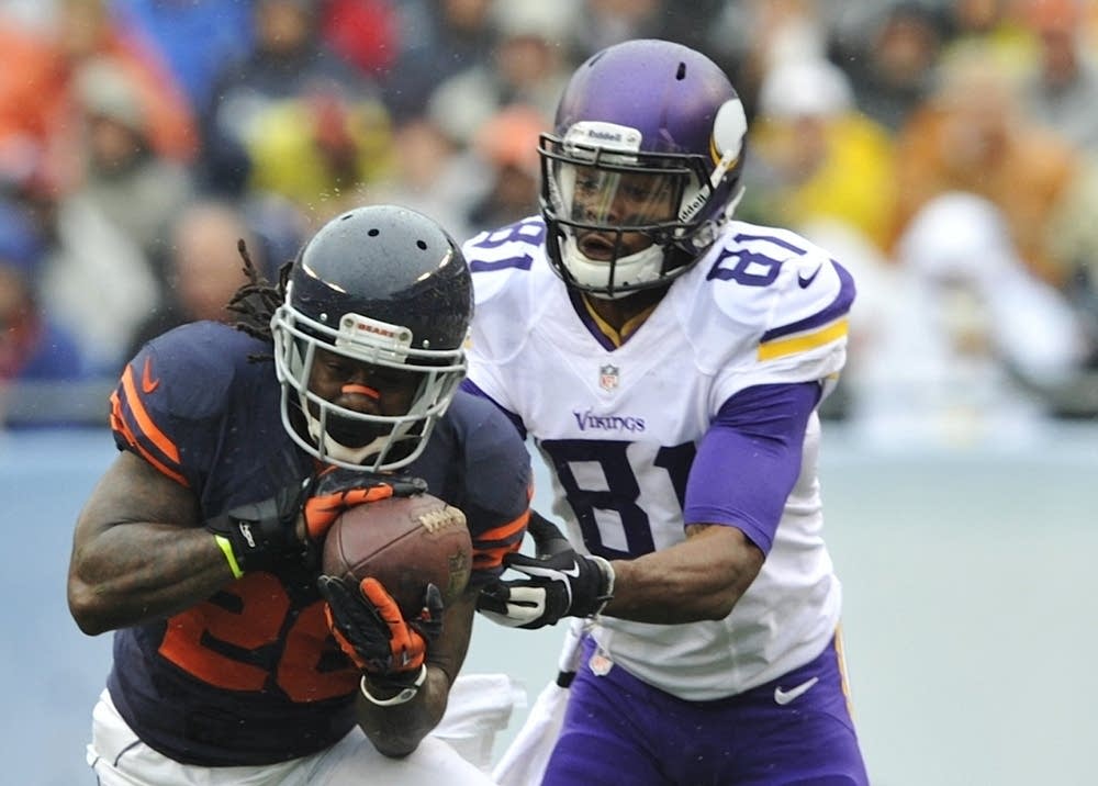 Tim Jennings, Jerome Simpson