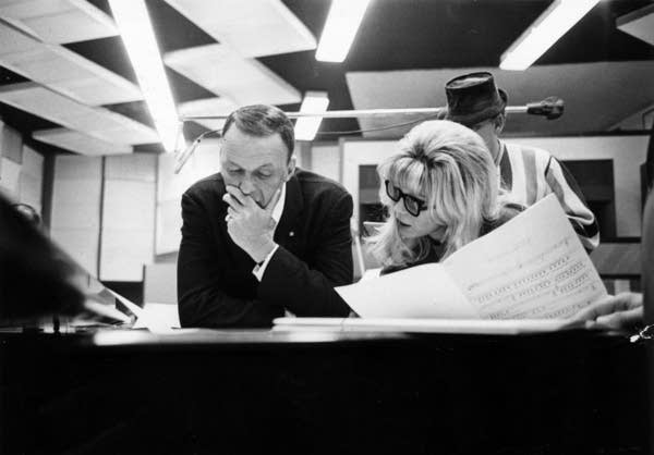 March 1967: Frank Sinatra discusses musical interpretation with his daughter Nancy.