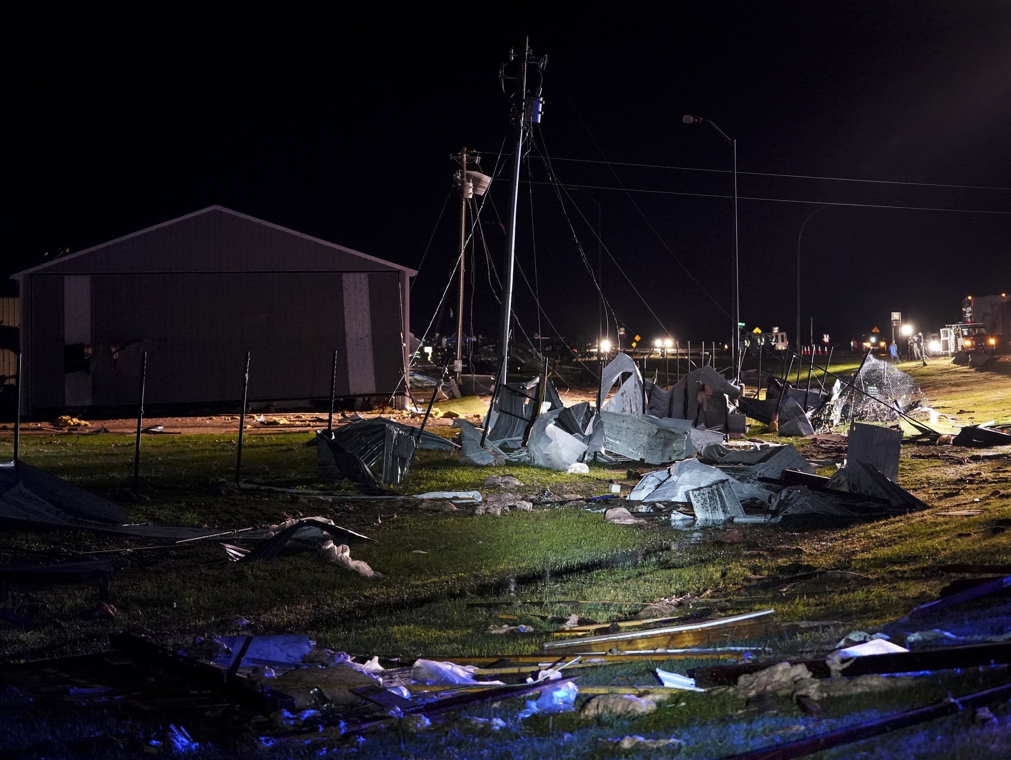 Severe storms leave path of destruction across southern Minnesota MPR
