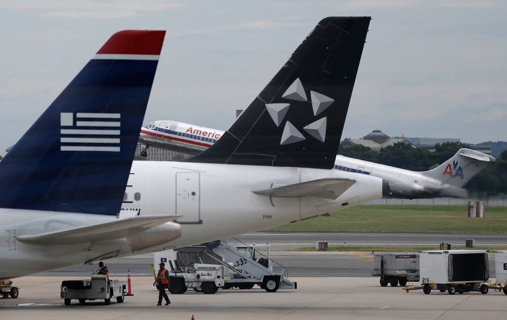 American Airlines jet