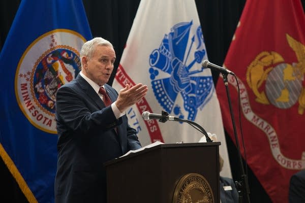 Gov. Mark Dayton speaks to the crowd of veterans. 