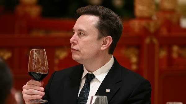 The proposed merger would bring notable benefits to both Tesla and SpaceX. It would also bring tremendous benefits to Elon Musk.