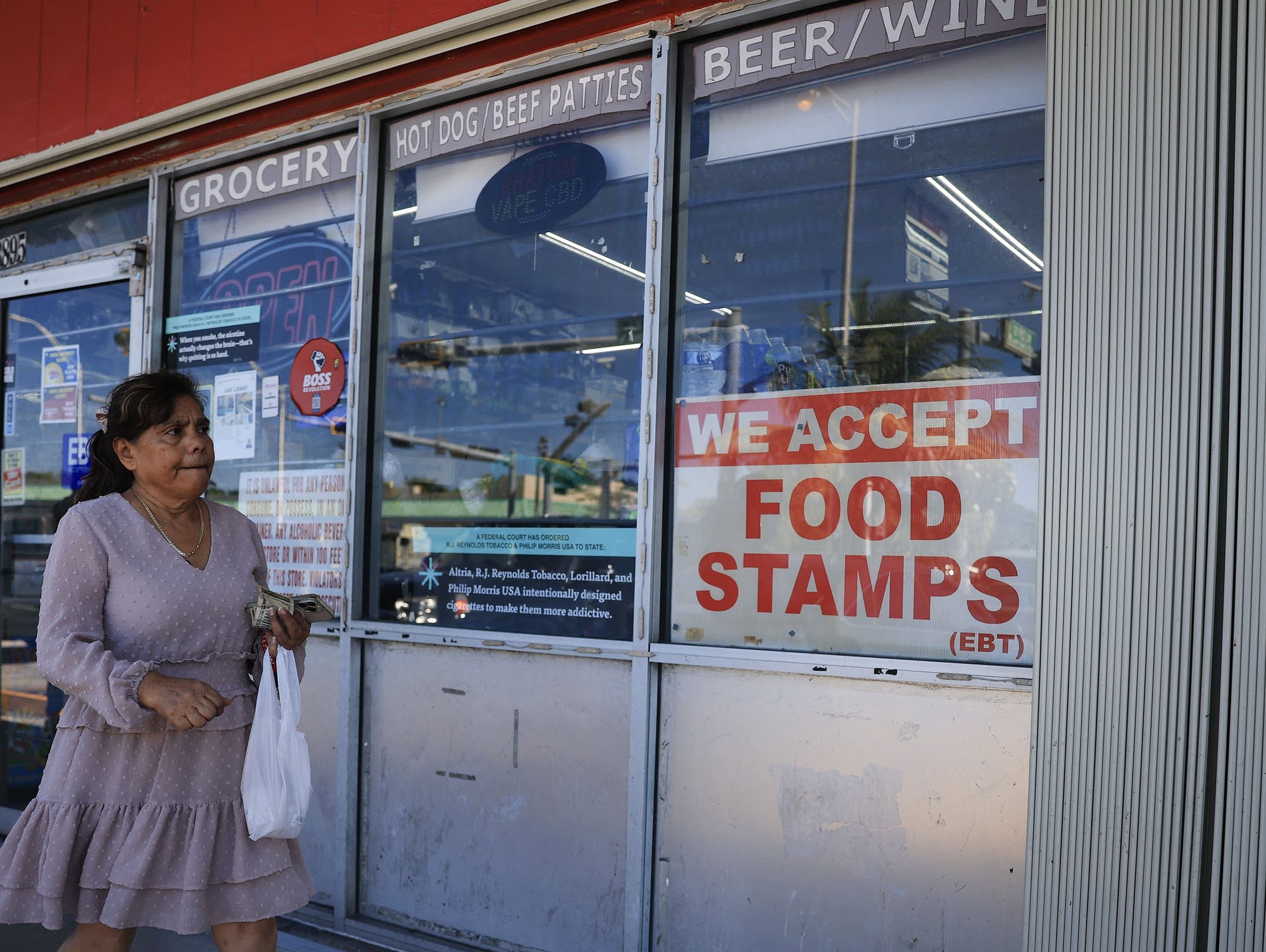ebt cigarettes Tennessee SNAP Food Restrictions 2026: Banned Items List Can You Buy Alcohol With