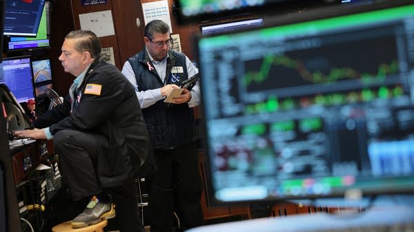 Spooked investors sink Big Tech stocks