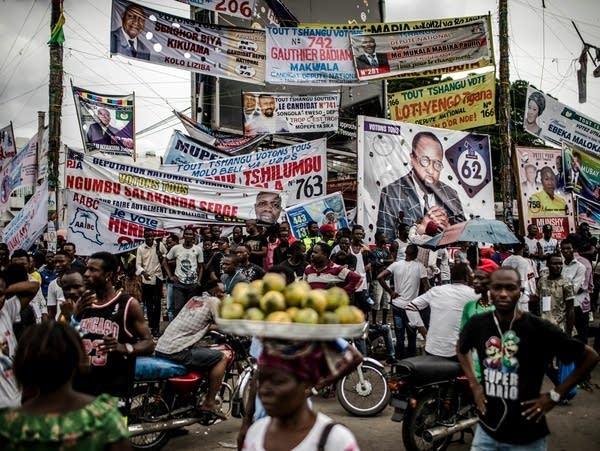 Electoral banners are displayed in Kinshasa