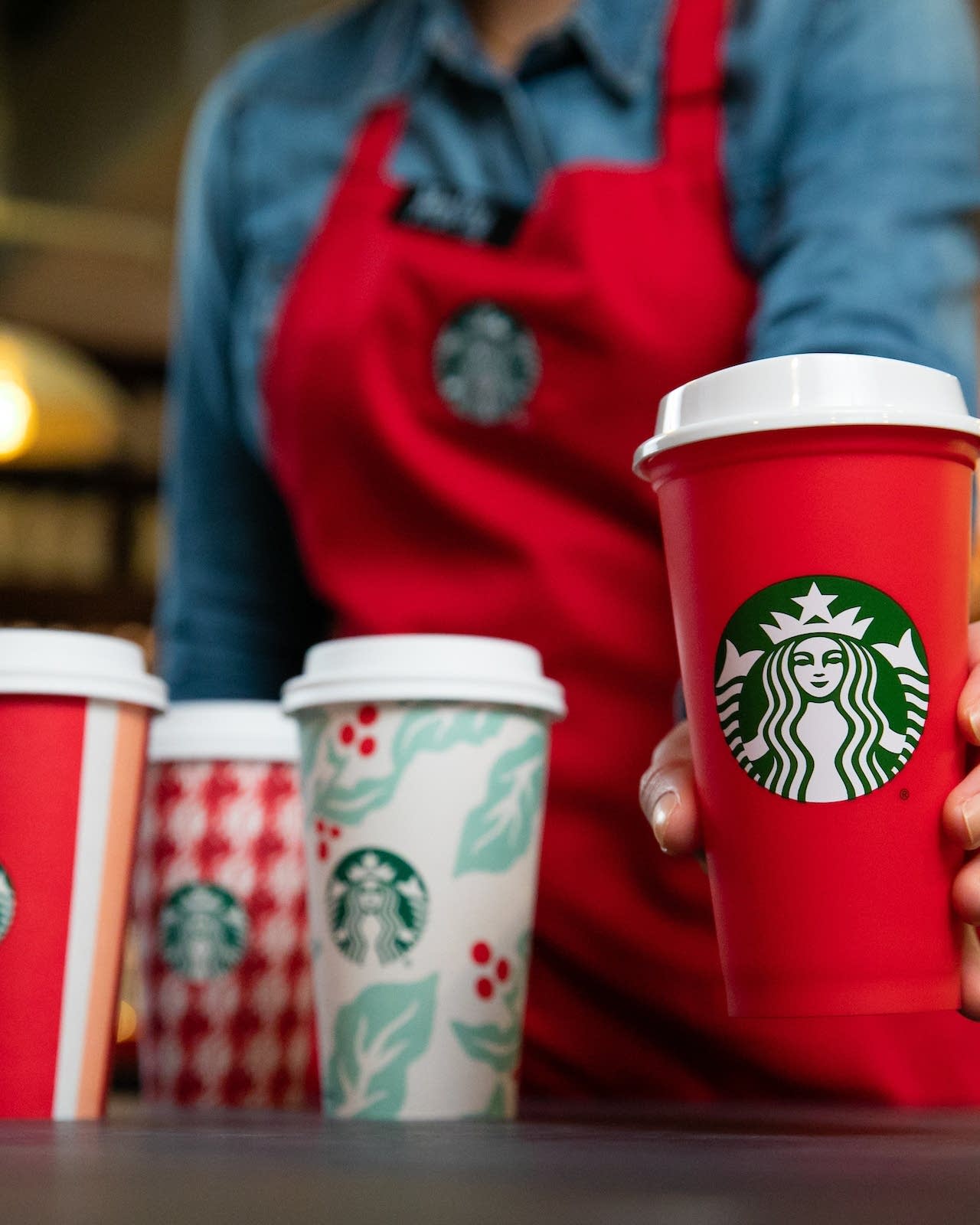 Starbucks Commercial Christmas 2022 The Story Behind The Holiday Song Everyone Is Loving In That Starbucks  Commercial