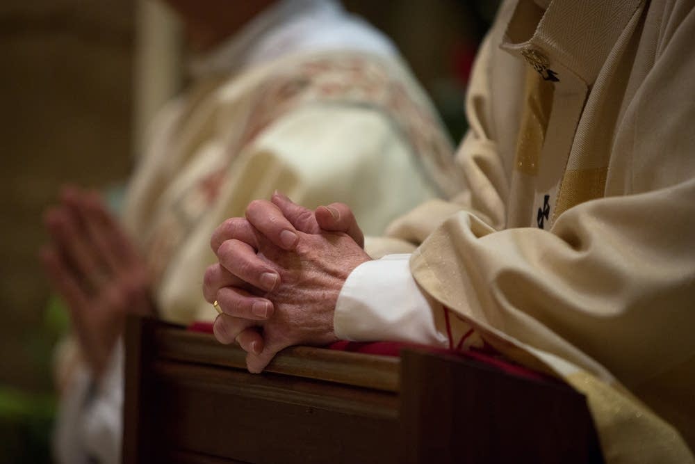 Archbishop prays