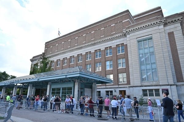 Crowds gather at U of M for Turning Point event after Charlie Kirk assassination