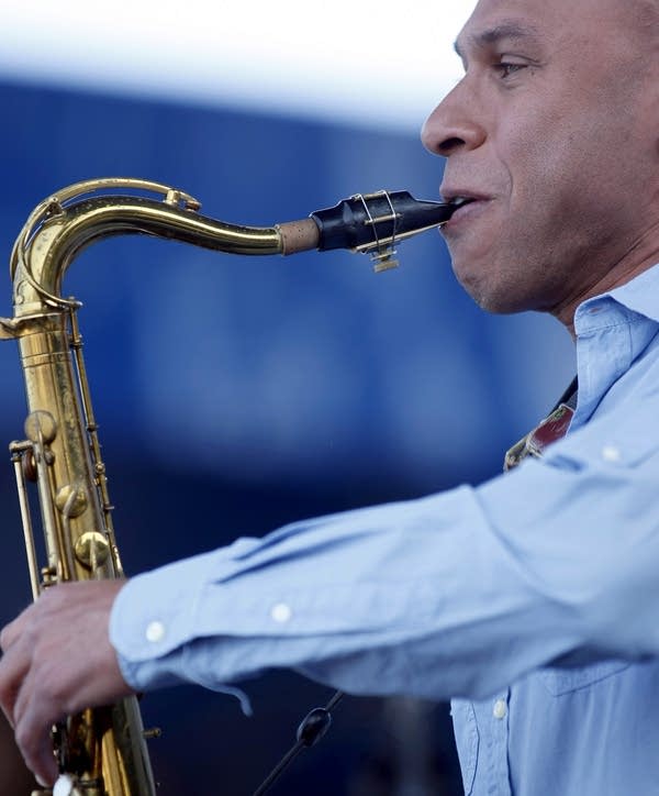 Joshua Redman joins The Bad Plus