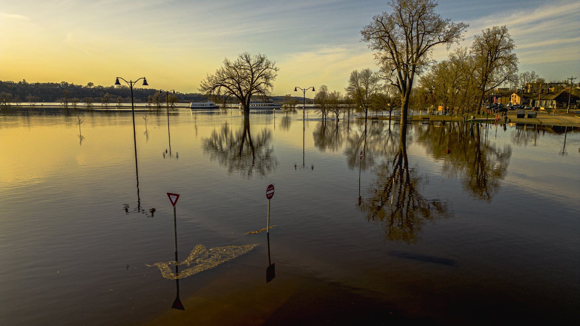 Riverside residents watch, wait for floodwaters to recede - Vimarsana News