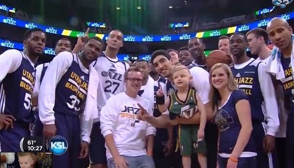 5-year-old stars in NBA debut