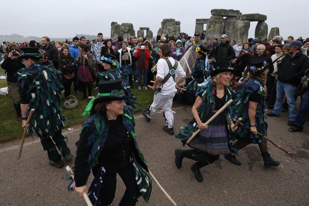 Stonehenge solstice
