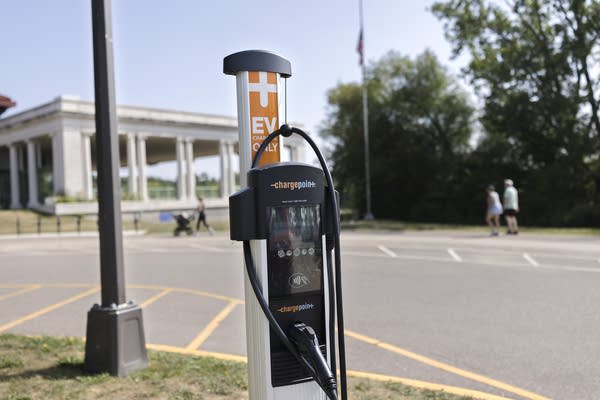An electric vehicle charging station