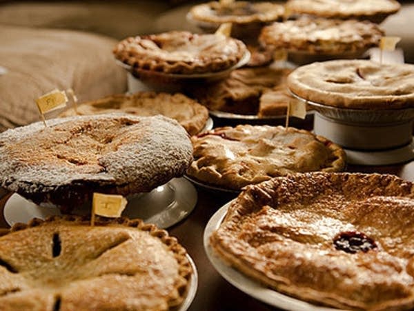 Tasting upper Midwest pies with the Heavy Table