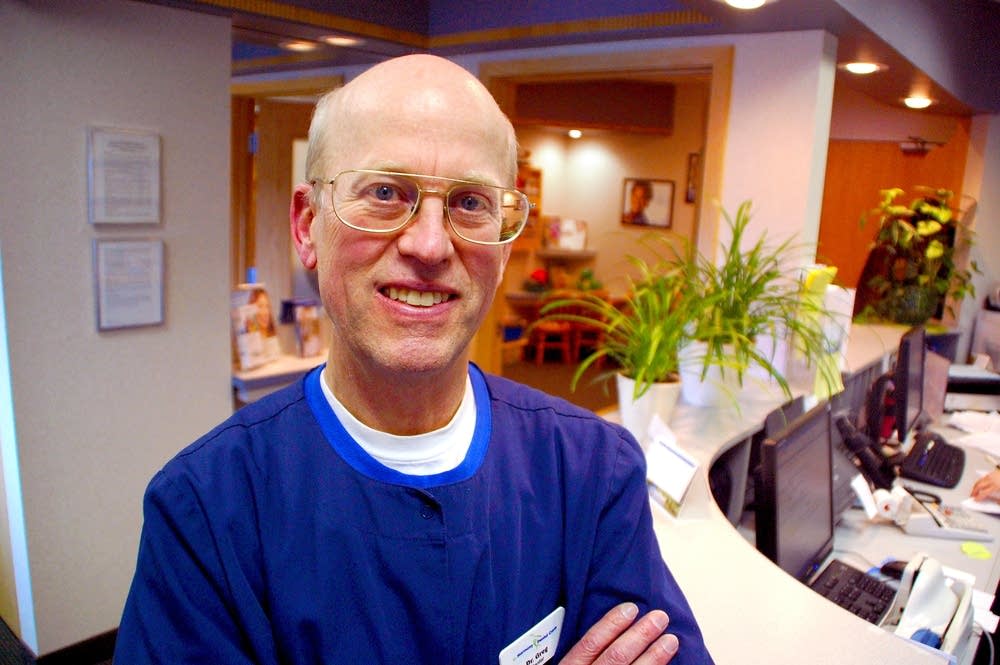 Dr. Greg Hanson