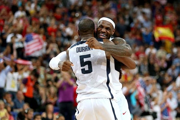 US wins gold, beats Spain 107-100 in men's hoops