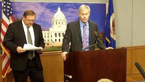Lawmakers battle over budget framework