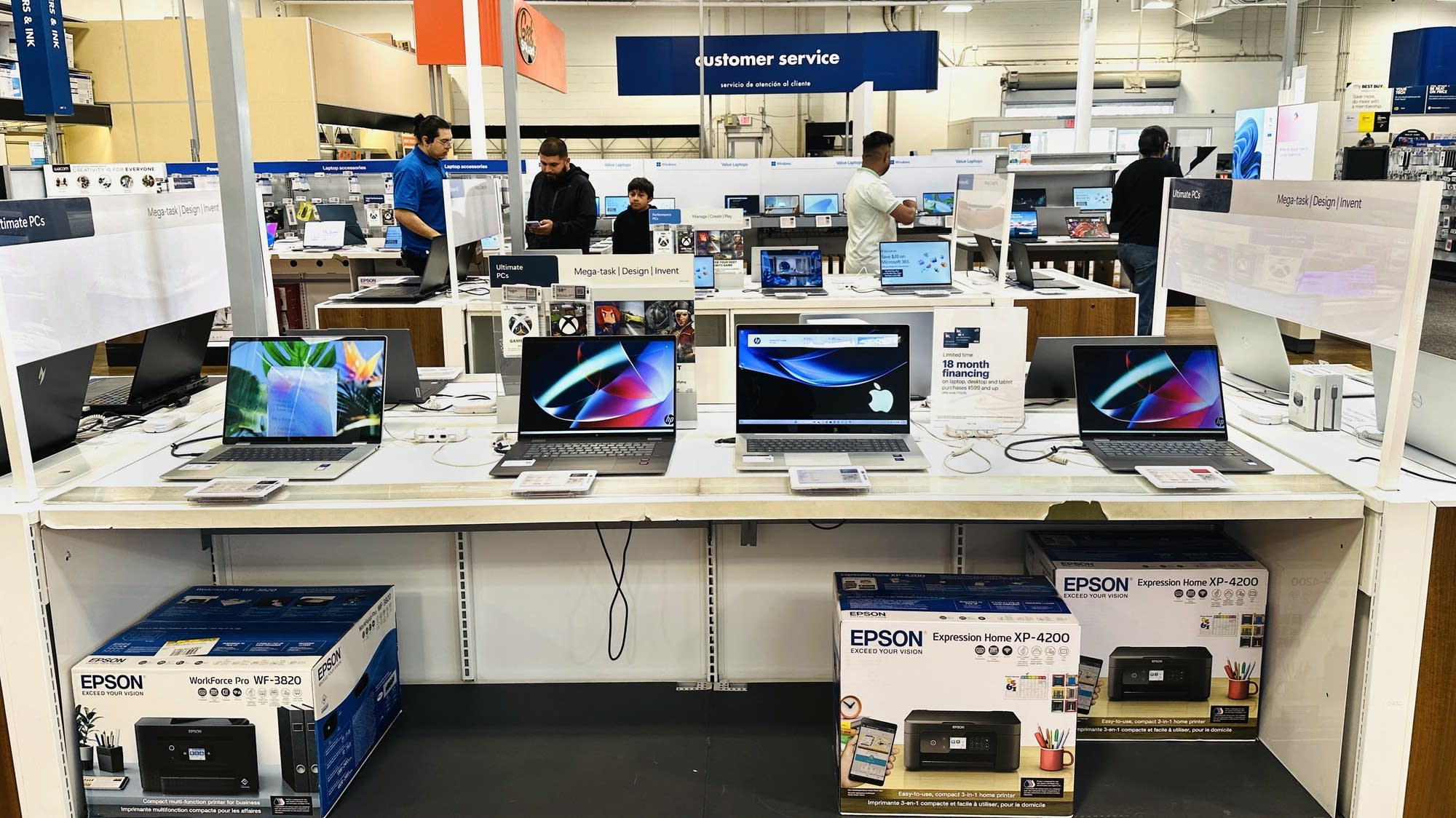 Business investment in computers ballooned last quarter