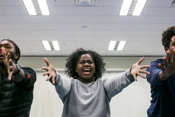 Paris Bennett rehearses as Dorothy