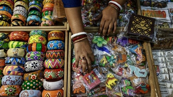 India cuts taxes for shoppers to counter Trump’s trade war