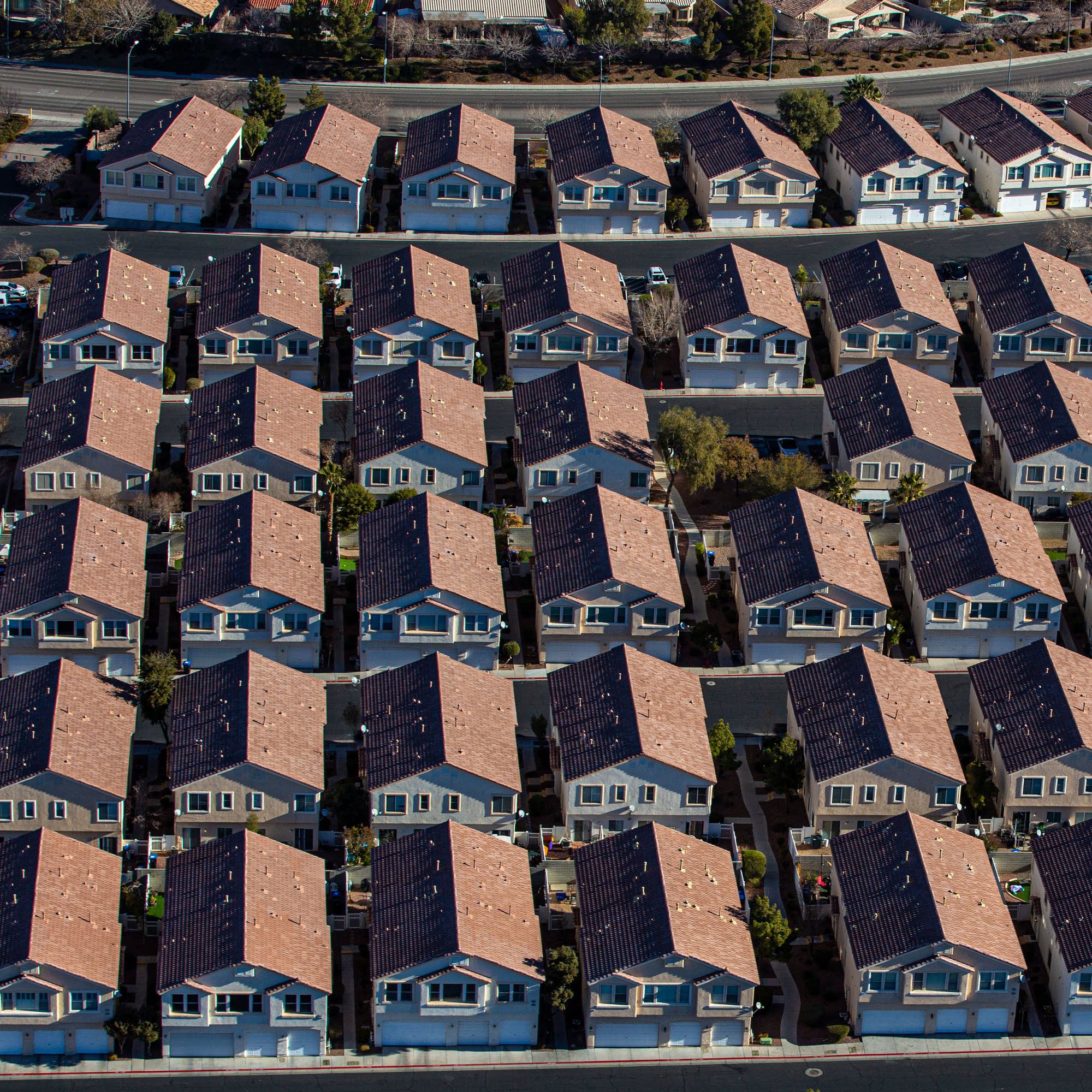 Institutional investors versus average homebuyers