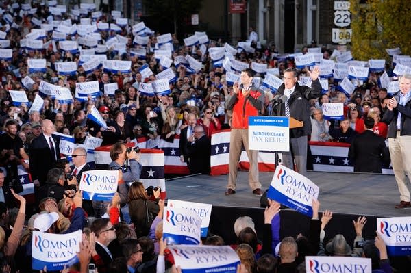 Romney and Ryan campaign in Ohio