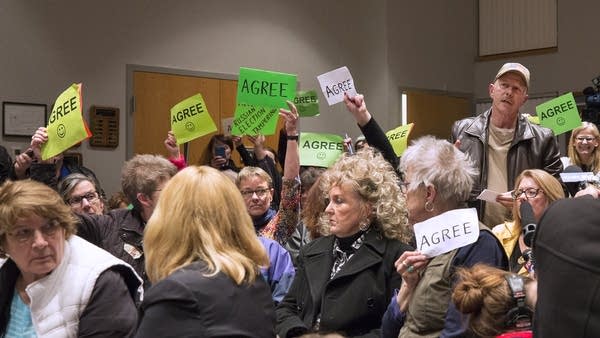 Many in the crowd agree with request to investigate Trump's ties to Russia.