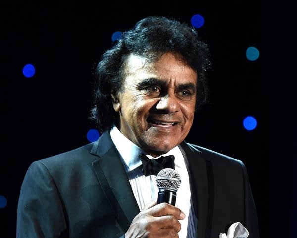 9:30 Coffee Break: Crooners