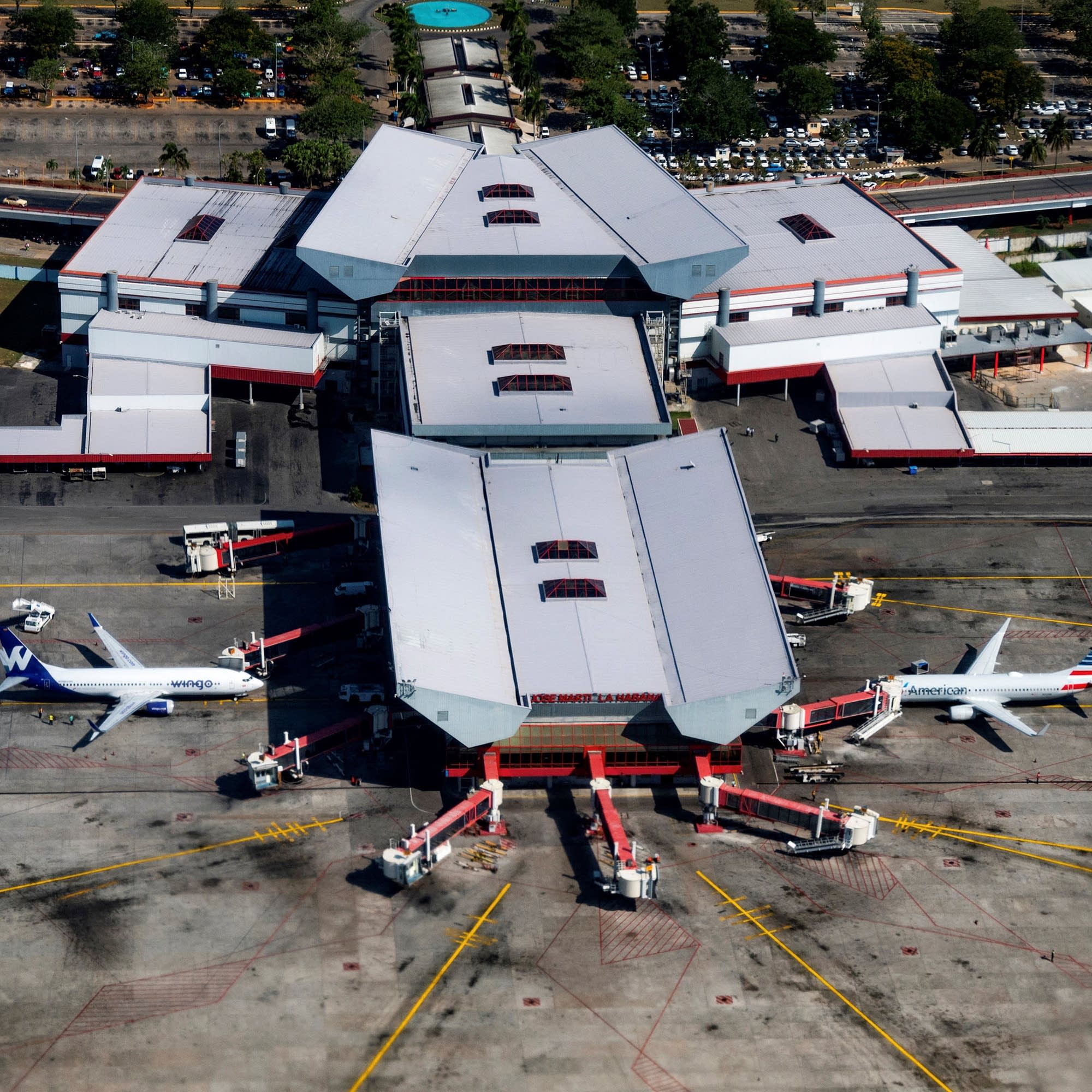 Flights suspended as Cuba faces fuel crisis