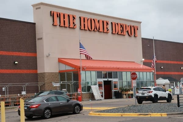 Appeals court upholds Twin Cities Home Depot’s ban on Black Lives Matter insignia 