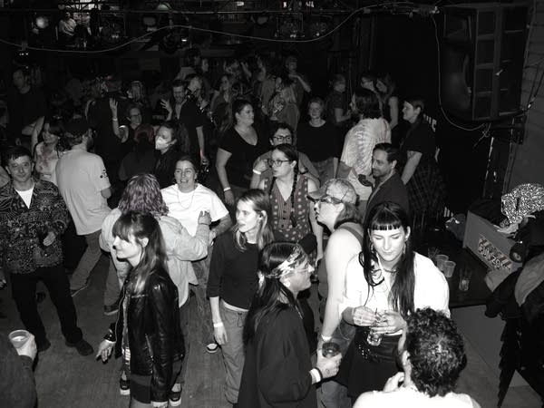 Pivot DJ collective 01
