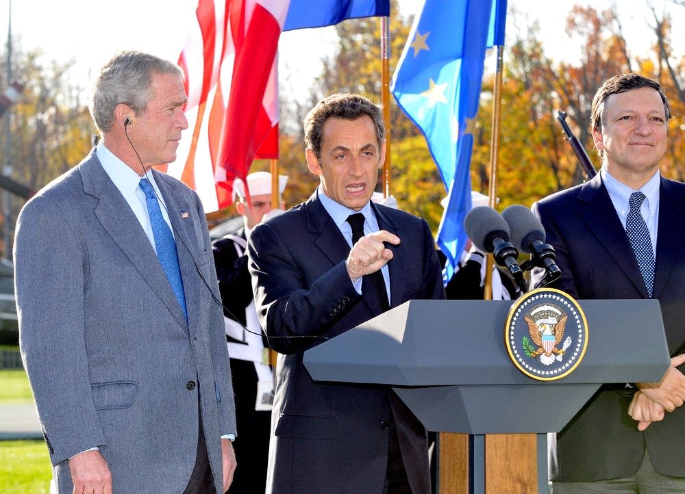 Bush and Sarkozy