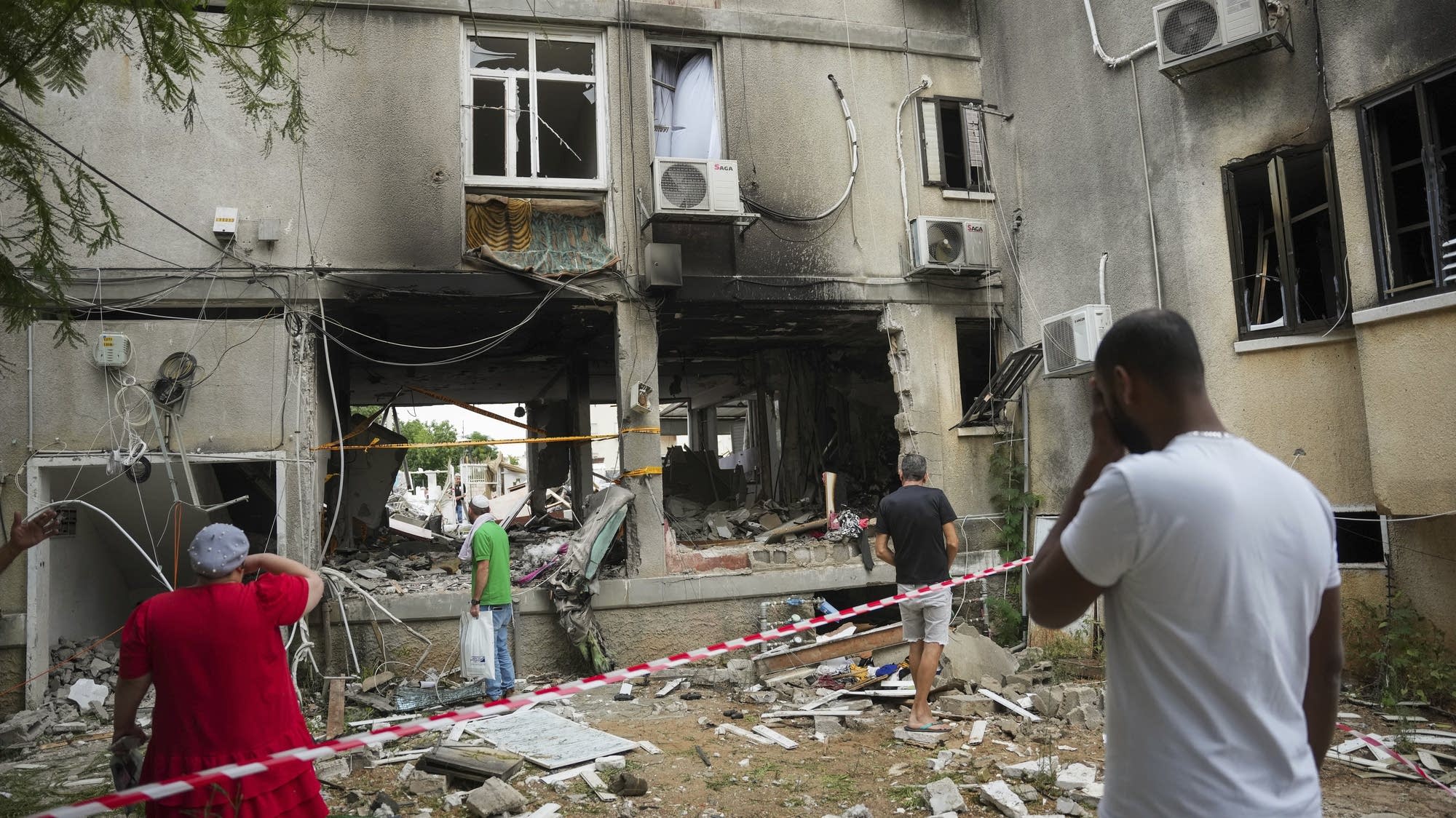 Israel-Hamas war: How to sort truth from disinformation - Vimarsana News