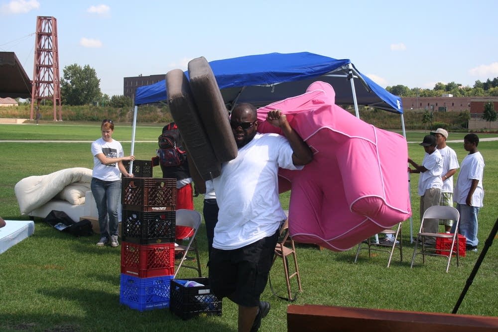 Members set up Bushville in St. Paul
